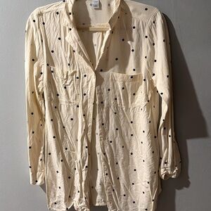 Old Navy Cream and Black Polka Dot Shirt